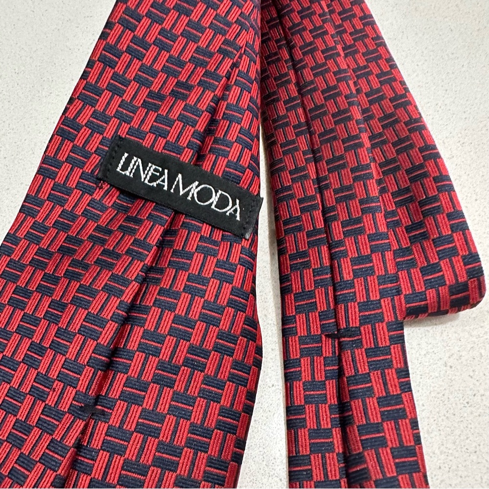 Linea moda tie